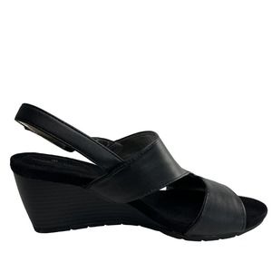 Bandolino Women's Gannet 3 Black Open Toe Wedge Faux Leather Sandals Size 9 M